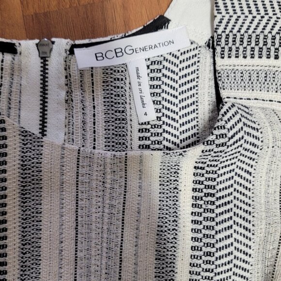 BCBGeneration 2-piece short outfit - Picture 5 of 5